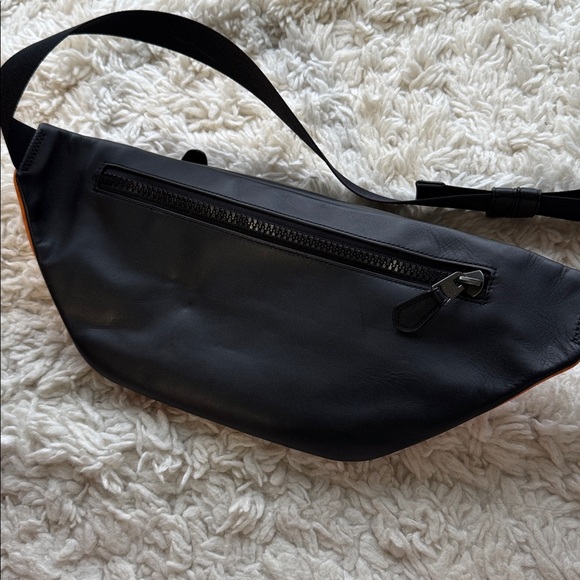 Coach Track Belt - Picture 3 of 7